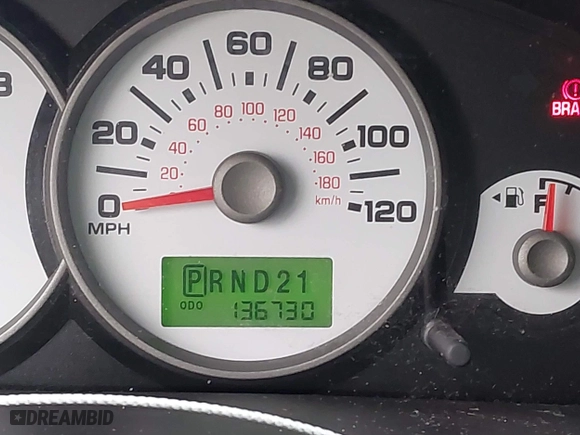 2007 Ford Escape XLT with VIN 1FMYU93177KA38867, listed as a IAAI auction lot 41652994 with 136,730 mi miles. Bid and sale history available at carsss.com. Image 7.