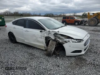 2014 Ford Fusion SE with VIN 3FA6P0HDXER146657, listed as a Copart auction lot 49917935 with 183,391 mi miles and Salvage Title. Bid and sale history available at carsss.com. Image 4.
