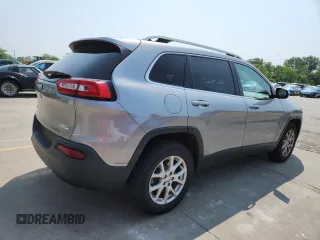 2016 Jeep Cherokee Altitude with VIN 1C4PJMCB5GW361408, listed as a Copart auction lot 58037875 with 134,808 mi miles and Salvage title. Bid and sale history available at DreamBid. Image 3.