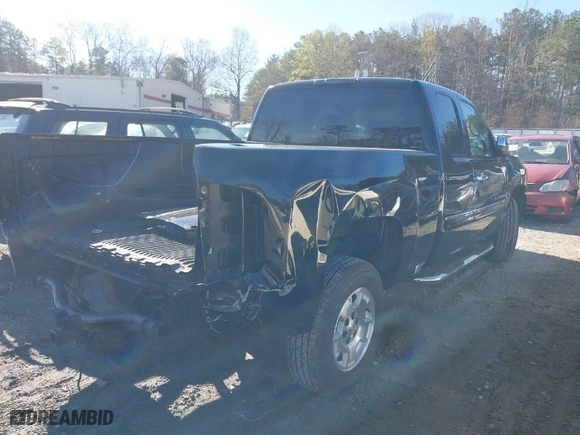 2011 Chevrolet Silverado 1500 LT with VIN 1GCRCSE03BZ335576, listed as a IAAI auction lot 41763158 with 35,574 mi miles. Bid and sale history available at carsss.com. Image 4.