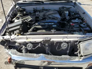 1997 Toyota 4Runner SR5 z VIN JT3GN86R9V0050590, wystawiony jako Copart lot #58183695 z przebiegiem 331 017 mil mil oraz Szkoda całkowita • Salvage title. Historia ofert i sprzedaży dostępna na DreamBid. Obrazek 11.