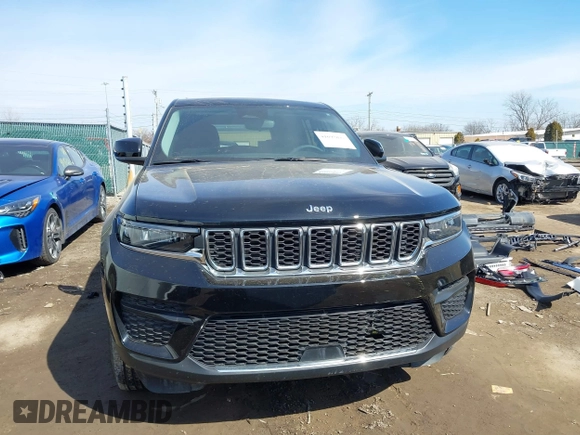 2023 Jeep Grand Cherokee Laredo with VIN 1C4RJHAG7PC600196, listed as a IAAI auction lot 41695837 with 19,110 mi miles and . Bid and sale history available at DreamBid. Image 13.