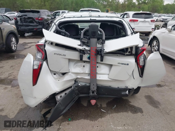 2017 Toyota Prius Two with VIN JTDKBRFUXH3036063, listed as a IAAI auction lot 42036676 with 202,873 mi miles. Bid and sale history available at carsss.com. Image 16.