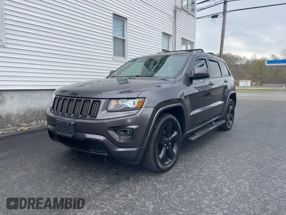 2015 Jeep Grand Cherokee Laredo with VIN 1C4RJFAGXFC233877, listed as a Copart auction lot 54858775 with 231,505 mi miles and Clean Title. Bid and sale history available at carsss.com. Image 2.