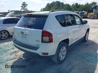 2016 Jeep Compass Latitude with VIN 1C4NJCEB3GD655531, listed as a IAAI auction lot 40418301 with 159,670 mi miles. Bid and sale history available at carsss.com. Image 4.