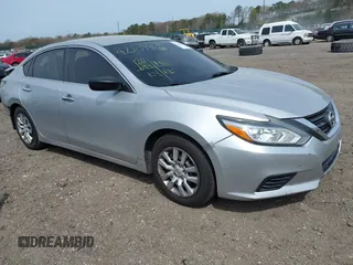 2016 Nissan Altima SR with VIN 1N4AL3AP8GC153118, listed as a IAAI auction lot 42109468 with 120,644 mi miles and . Bid and sale history available at carsss.com. Image 1.
