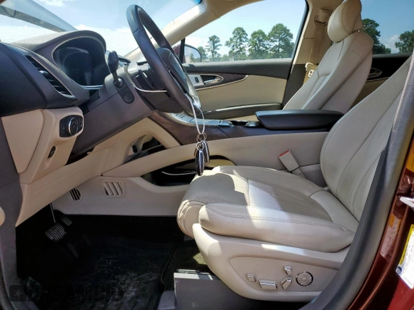 2019 Lincoln Nautilus Reserve with VIN 2LMPJ6LP7KBL61802, listed as a Copart auction lot 64099465 with 57,222 mi miles and Salvage title. Bid and sale history available at DreamBid. Image 7.