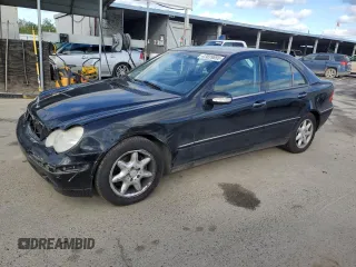 2004 Mercedes-Benz C 240 с VIN WDBRF61J84A545961, выставлен на аукционе Copart как лот 47039855 с пробегом 90 771 миль миль и Списание • Salvage title. История ставок и продаж доступна на DreamBid. Изображение 1.