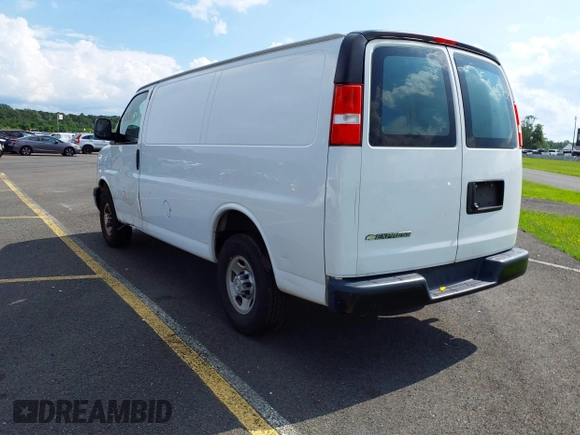 2019 Chevrolet Express Cargo with VIN 1GCWGAFP8K1370495, listed as a IAAI auction lot 42692818 with 73,398 mi miles and . Bid and sale history available at DreamBid. Image 3.