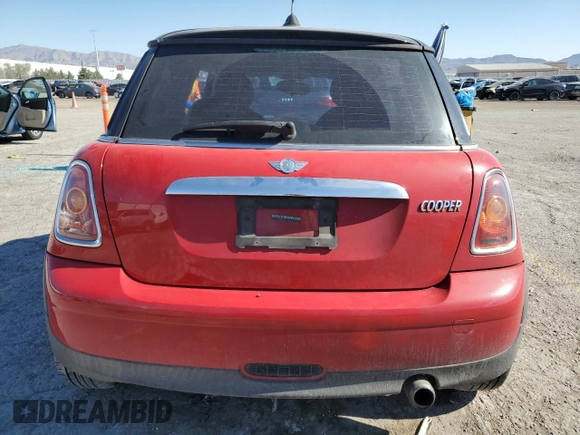 2010 MINI Hardtop с VIN WMWMF3C59ATZ64473, выставлен на аукционе Copart как лот 56569095 с пробегом 104 146 миль миль и Списание • Salvage title. История ставок и продаж доступна на DreamBid. Изображение 6.