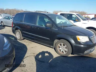 2012 Chrysler Town & Country Touring with VIN 2C4RC1BG7CR229364, listed as a IAAI auction lot 41670654 with 169,821 mi miles. Bid and sale history available at carsss.com. Image 1.
