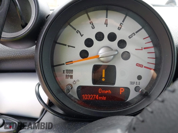 2012 MINI Hardtop with VIN WMWSU3C58CT540024, listed as a IAAI auction lot 42365569 with 103,274 mi miles and . Bid and sale history available at DreamBid. Image 7.