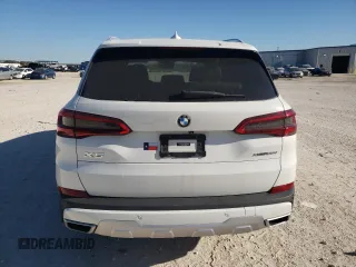 2019 BMW X5 xDrive50i with VIN 5UXJU2C53KLN64270, listed as a Copart auction lot 71048052 with 29,570 mi miles. Bid and sale history available at carsss.com. Image 6.