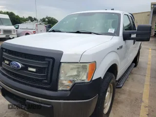 2014 Ford F-150 XL with VIN 1FTFX1EF4EKE59231, listed as a IAAI auction lot 42631384 with 279,670 mi miles and . Bid and sale history available at DreamBid. Image 33.