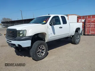 2007 GMC Sierra 1500 with VIN 2GTEC19Y371626510, listed as a IAAI auction lot 41805416 with 179,677 mi miles and . Bid and sale history available at DreamBid. Image 2.