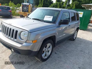 2017 Jeep Patriot Latitude with VIN 1C4NJPFB3HD183998, listed as a IAAI auction lot 42422861 with 148,477 mi miles and . Bid and sale history available at DreamBid. Image 2.