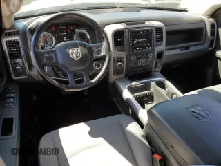 2021 Ram 1500 Tradesman z VIN 3C6RR7KT4MG693581, wystawiony jako Copart lot #53489595 z przebiegiem 96 693 mil mil oraz Szkoda całkowita • Salvage title. Historia ofert i sprzedaży dostępna na DreamBid. Obrazek 8.