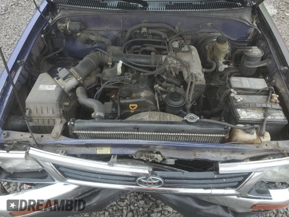 1995 Toyota Tacoma with VIN 4TAUN53B7SZ040079, listed as a Copart auction lot 44566995 with 451,368 mi miles and Salvage title. Bid and sale history available at DreamBid. Image 11.