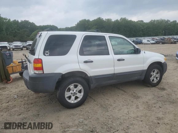 2006 Ford Escape XLT с VIN 1FMYU93116KA71488, выставлен на аукционе Copart как лот 57489755 с пробегом 197 006 миль миль и Списание • Salvage title. История ставок и продаж доступна на DreamBid. Изображение 3.