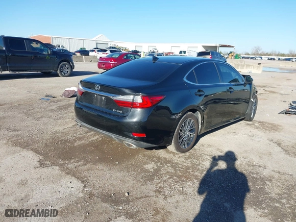 2016 Lexus ES 350 with VIN JTHBK1GG6G2222180, listed as a IAAI auction lot 41206605 with 63,983 mi miles. Bid and sale history available at carsss.com. Image 4.