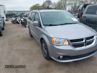 2017 Dodge Grand Caravan SXT with VIN 2C4RDGCG2HR842871, listed as a IAAI auction lot 42074716 with 174,227 mi miles and . Bid and sale history available at DreamBid. Image 12.