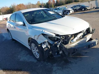2017 Nissan Altima 2.5 SR with VIN 1N4AL3AP7HC162393, listed as a IAAI auction lot 41057884 with 172,433 mi miles. Bid and sale history available at carsss.com. Image 17.