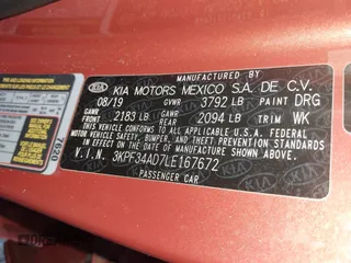 2020 Kia Forte GT-Line z VIN 3KPF34AD7LE167672, wystawiony jako IAAI lot #41312641 z przebiegiem 64 569 mil mil oraz . Historia ofert i sprzedaży dostępna na DreamBid. Obrazek 9.