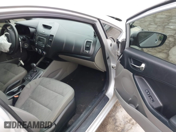 2015 Kia Forte LX with VIN KNAFK4A69F5437163, listed as a IAAI auction lot 42014912 with 220,953 mi miles and . Bid and sale history available at carsss.com. Image 5.