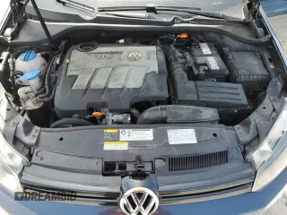 2013 Volkswagen Golf TDI w/Sunroof & Nav z VIN WVWNM7AJ9DW125303, wystawiony jako Copart lot #57137025 z przebiegiem 68 021 mil mil oraz Czysty tytuł • Clean title. Historia ofert i sprzedaży dostępna na DreamBid. Obrazek 11.