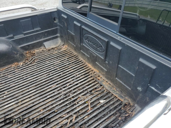2010 Ford Ranger XL with VIN 1FTKR1ED2APA32215, listed as a Copart auction lot 58259345 with 226,017 mi miles and Salvage title. Bid and sale history available at DreamBid. Image 10.