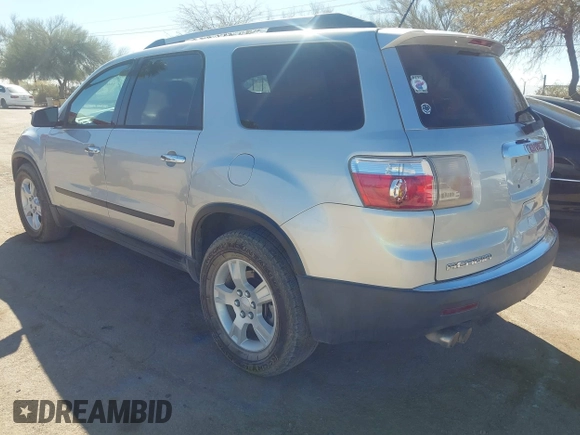 2010 GMC Acadia SL with VIN 1GKLRKED5AJ262283, listed as a IAAI auction lot 41670958 with 177,634 mi miles. Bid and sale history available at carsss.com. Image 3.
