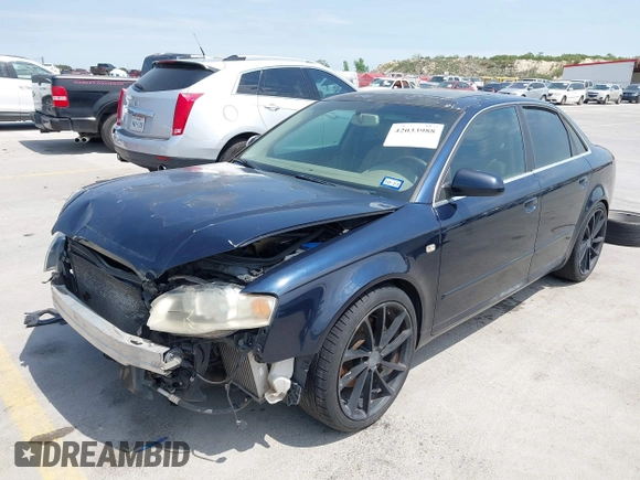 2007 Audi A4 2.0T with VIN WAUAF78E27A207843, listed as a IAAI auction lot 42033988 with 166,453 mi miles. Bid and sale history available at carsss.com. Image 2.