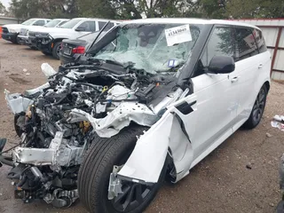 2024 Land Rover Range Rover Sport Dynamic SE with VIN SAL1L9FU7RA403189, listed as a IAAI auction lot 41343048 with Not Provided miles and . Bid and sale history available at DreamBid. Image 2.