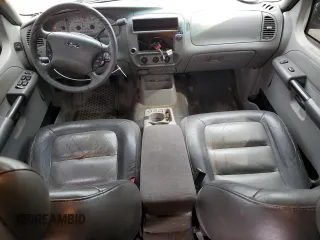 2003 Ford Explorer Sport Trac XLS с VIN 1FMZU67EX3UA71893, выставлен на аукционе Copart как лот 56123615 с пробегом 226 136 миль миль и Списание • Salvage title. История ставок и продаж доступна на DreamBid. Изображение 8.