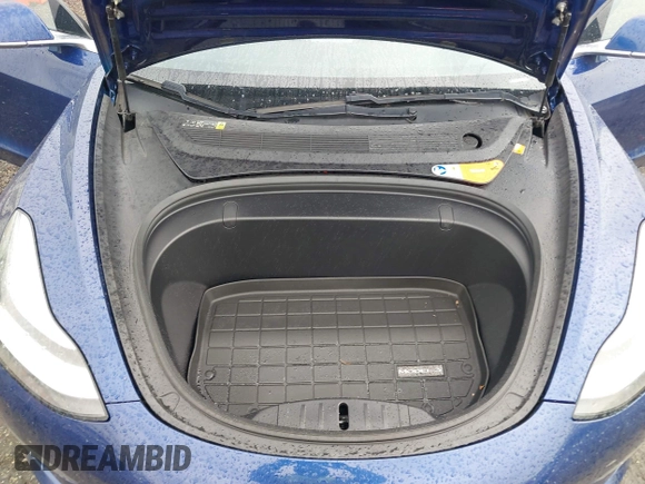 2018 Tesla Model 3 Long Range Battery with VIN 5YJ3E1EA9JF022782, listed as a IAAI auction lot 41875429 with 79,209 mi miles. Bid and sale history available at carsss.com. Image 10.