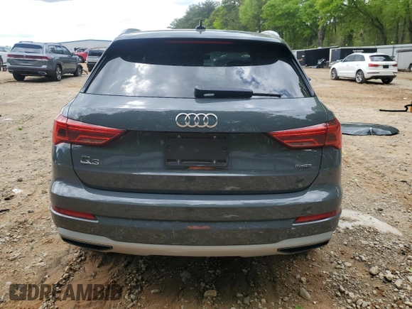 2019 Audi Q3 Premium z VIN WA1AECF32K1075590, wystawiony jako Copart lot #52745635 z przebiegiem 69 256 mil mil oraz Szkoda całkowita • Salvage title. Historia ofert i sprzedaży dostępna na DreamBid. Obrazek 6.
