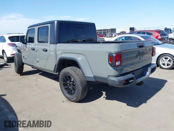 2022 Jeep Gladiator Texas Trail with VIN 1C6HJTAG5NL132990, listed as a IAAI auction lot 42514388 with 38,601 mi miles and . Bid and sale history available at DreamBid. Image 3.