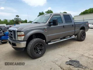 2010 Ford F-250 XL with VIN 1FTSW2BR7AEA86748, listed as a Copart auction lot 53889495 with 116,132 mi miles and Salvage title. Bid and sale history available at DreamBid. Image 1.