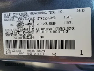2024 Toyota Sequoia SR5 with VIN 7SVAAABA5RX022048, listed as a Copart auction lot 72630824 with 5,182 mi miles and Salvage Title. Bid and sale history available at carsss.com. Image 13.