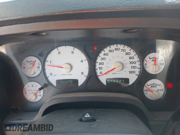 2005 Dodge 3500 SLT z VIN 3D7LS38CX5G847351, wystawiony jako IAAI lot #41649246 z przebiegiem 260 590 mil mil oraz . Historia ofert i sprzedaży dostępna na DreamBid. Obrazek 7.