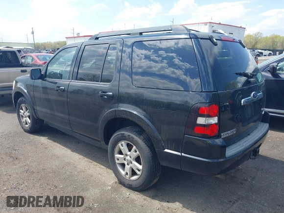 2010 Ford Explorer XLT with VIN 1FMEU7DE8AUA78668, listed as a IAAI auction lot 42035360 with 227,594 mi miles and . Bid and sale history available at DreamBid. Image 3.