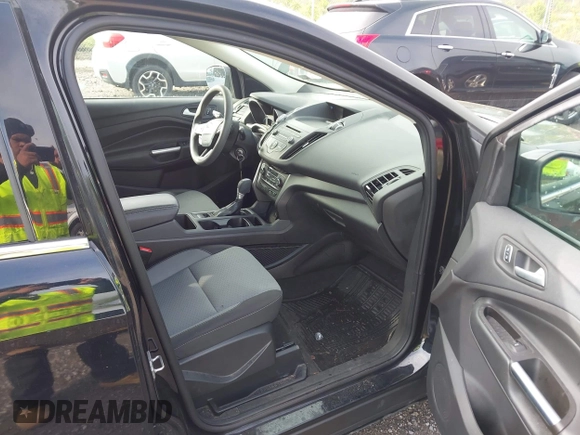 2017 Ford Escape SE with VIN 1FMCU9GD0HUC62616, listed as a IAAI auction lot 42194561 with 97,897 mi miles and . Bid and sale history available at DreamBid. Image 5.