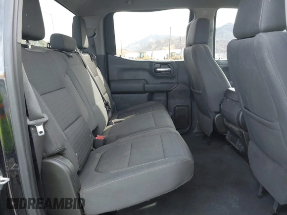 2020 Chevrolet Silverado 1500 LT with VIN 1GCUYDEDXLZ221344, listed as a IAAI auction lot 40731228 with 101,218 mi miles and . Bid and sale history available at DreamBid. Image 8.