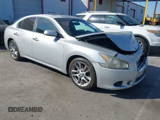 2011 Nissan Maxima 3.5 SV with VIN 1N4AA5AP6BC828992, listed as a IAAI auction lot 41681824 with 164,162 mi miles. Bid and sale history available at carsss.com. Image 1.