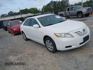 2009 Toyota Camry with VIN 4T1BE46K39U882101, listed as a IAAI auction lot 42033330 with 132,384 mi miles. Bid and sale history available at carsss.com. Image 1.