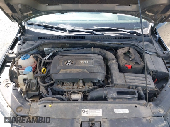 2014 Volkswagen Jetta SE z VIN 3VWD17AJ8EM286230, wystawiony jako IAAI lot #42735736 z przebiegiem 181 617 mil mil oraz . Historia ofert i sprzedaży dostępna na DreamBid. Obrazek 10.