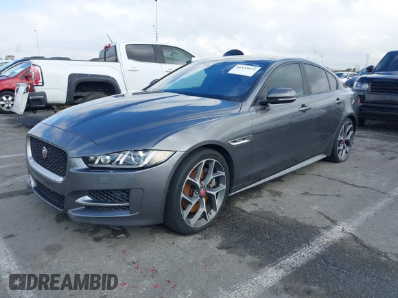 2017 Jaguar XE 35t R-Sport z VIN SAJAL4BV9HCP10649, wystawiony jako IAAI lot #41533051 z przebiegiem 59 431 mil mil oraz . Historia ofert i sprzedaży dostępna na DreamBid. Obrazek 17.