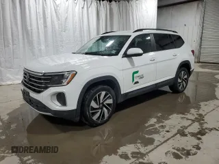 2024 Volkswagen Atlas SE z VIN 1V2HR2CA5RC527986, wystawiony jako Copart lot #56485665 z przebiegiem 33 765 mil mil oraz Nie do naprawy • Non repairable. Historia ofert i sprzedaży dostępna na DreamBid. Obrazek 1.