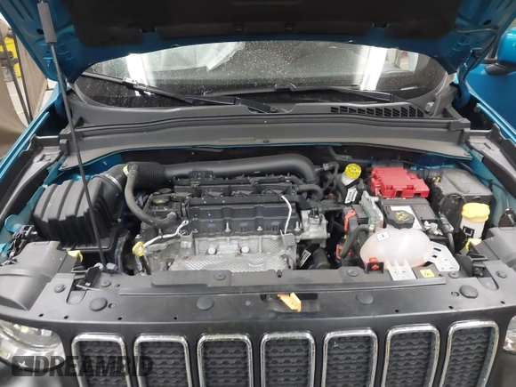 2021 Jeep Renegade Latitude with VIN ZACNJDBB7MPN36630, listed as a IAAI auction lot 42107304 with 41,133 mi miles and . Bid and sale history available at DreamBid. Image 10.