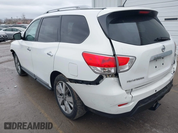 2013 Nissan Pathfinder SV with VIN 5N1AR2MM7DC680238, listed as a IAAI auction lot 41180689 with 178,365 mi miles. Bid and sale history available at carsss.com. Image 3.